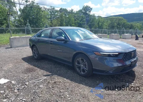 2024 Honda Accord Ex z USA, uszkodzony, nr VIN 1HGCY1F32RA093111